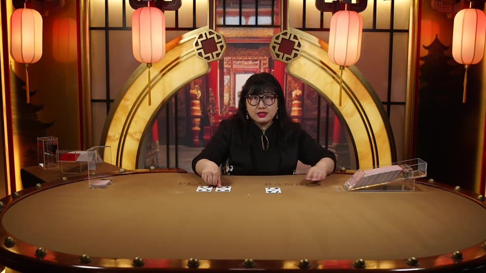 Emperor Golden Wealth Baccarat